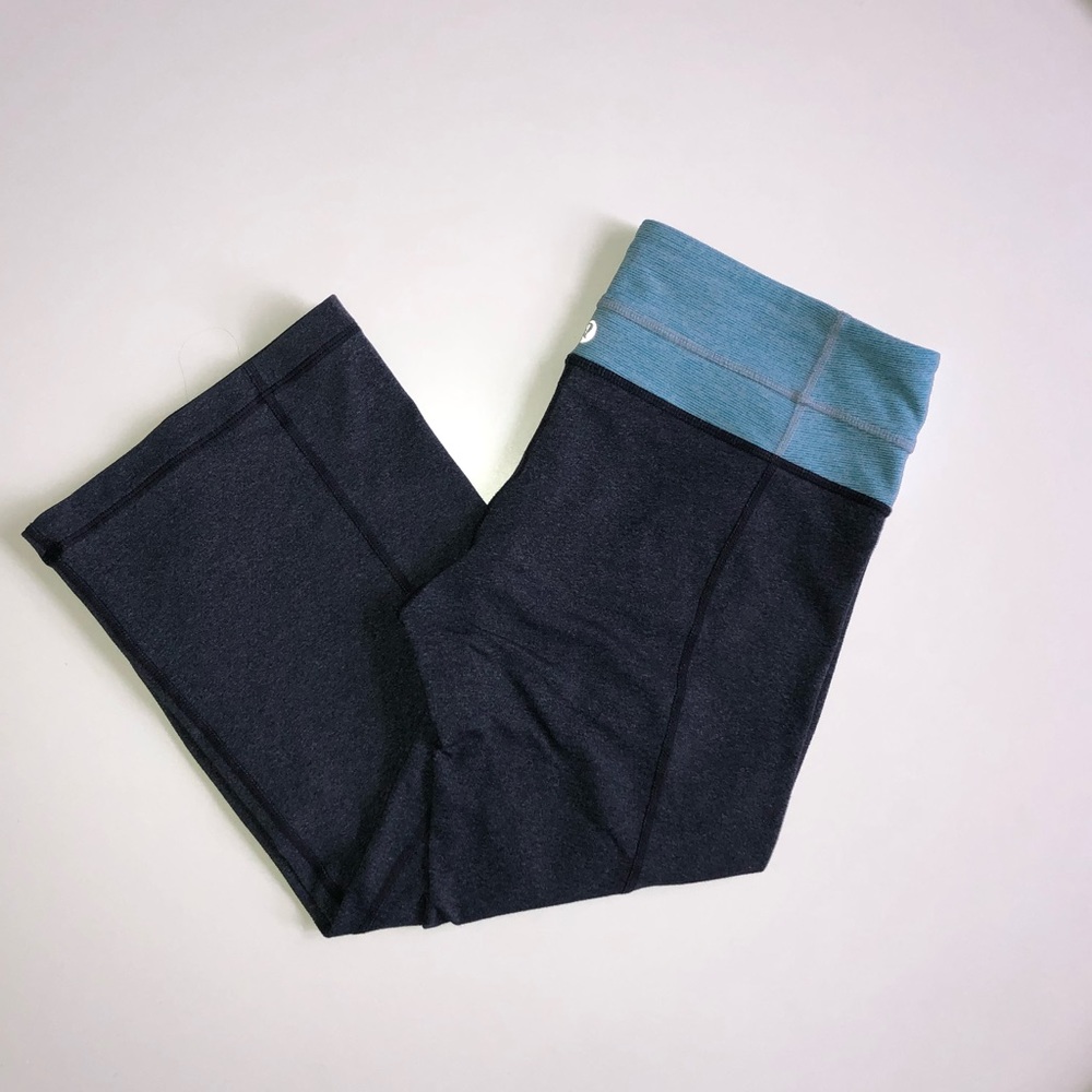 Lululemon Groove Crop